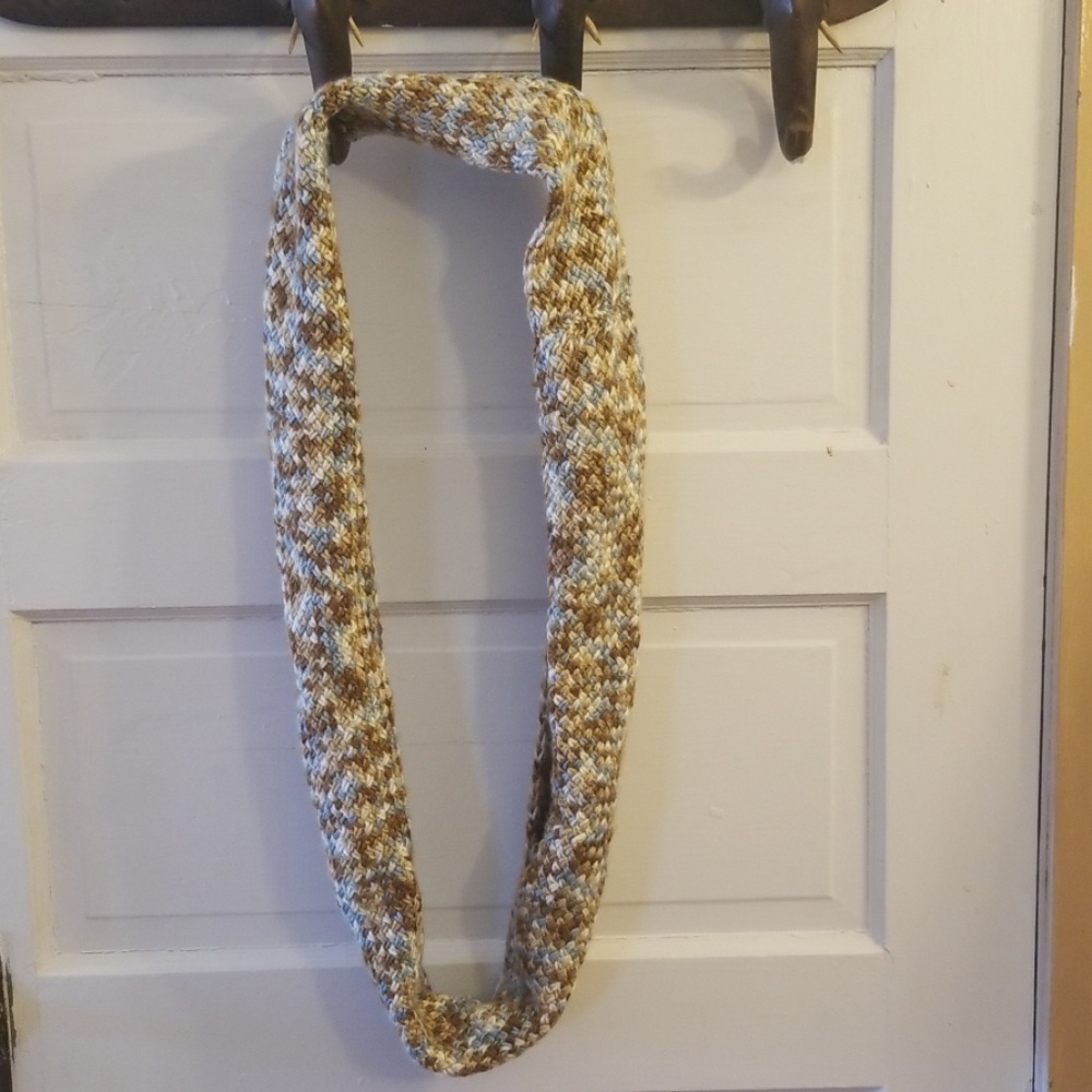 Handmade loop scarf